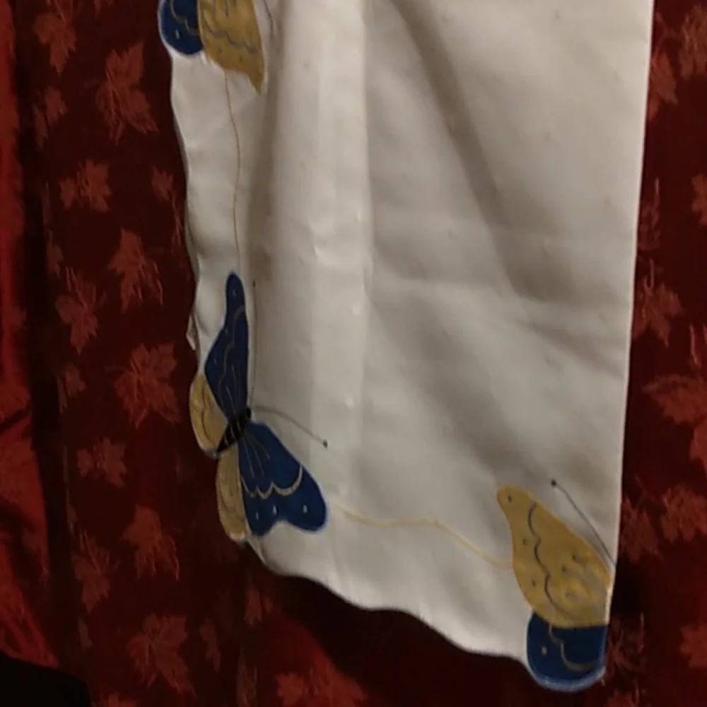 Granny Core VTG Table topper